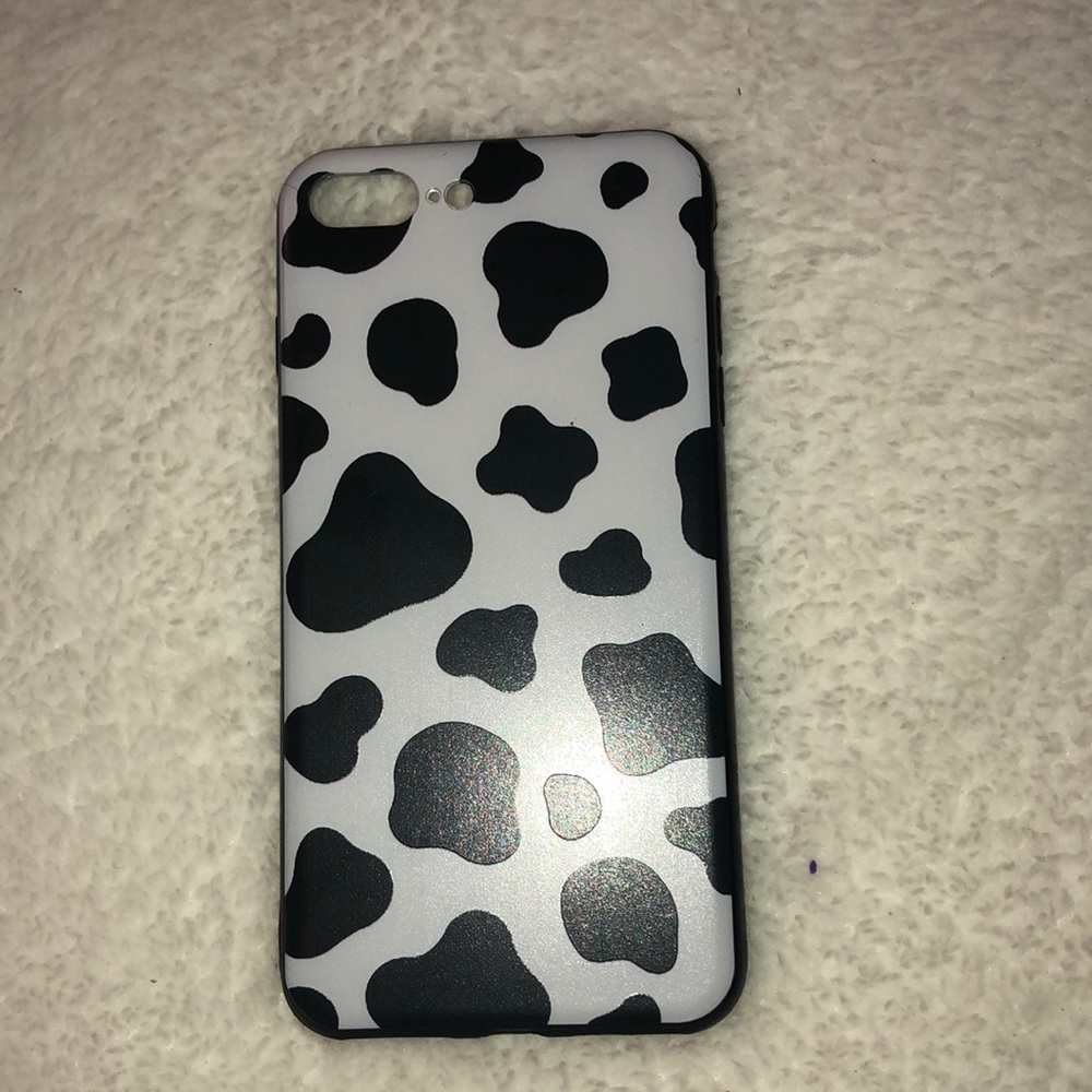 A cow print phone case (IPhone 8 Plus)